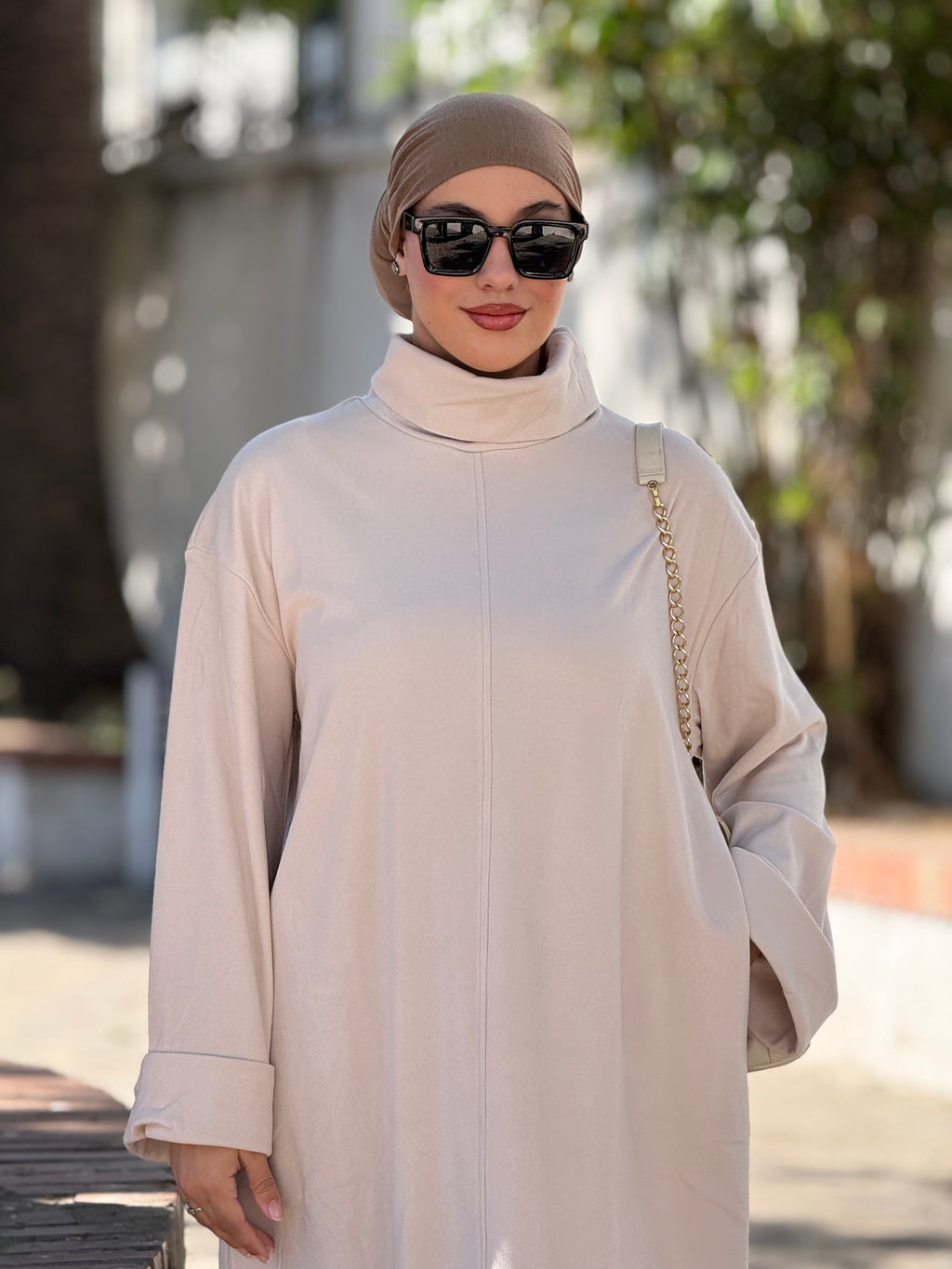 Robe abaya à col montant
