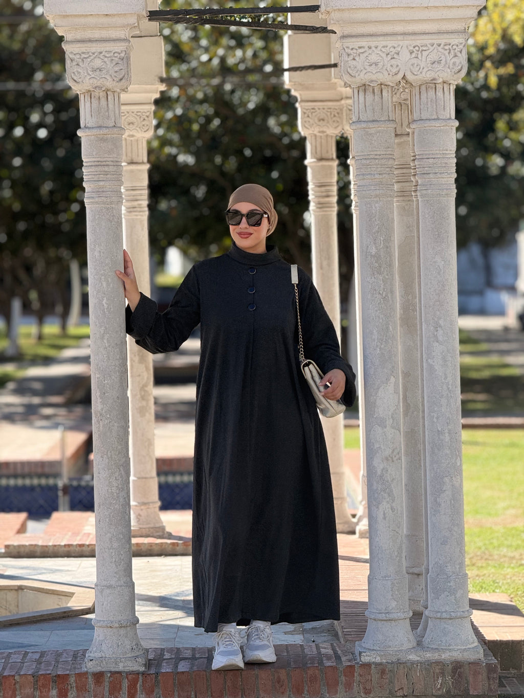 Robe abaya à col montant